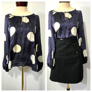 Luisa Cerano 100% Silk Navy and Cream Distorted Dot Blouse. Size 6